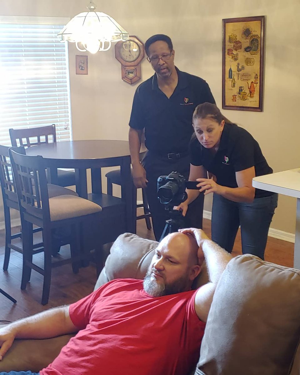 _ChrisApplegate's tweet image. On set of my first commercial