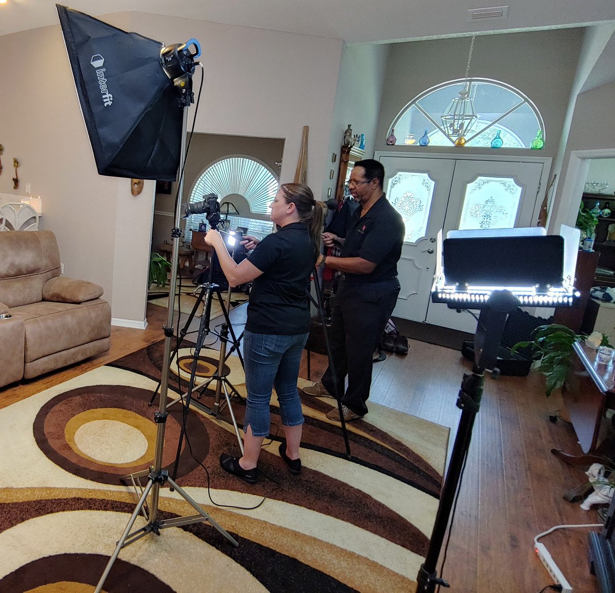 _ChrisApplegate's tweet image. On set of my first commercial