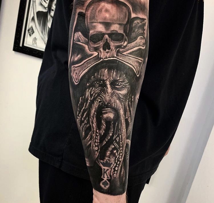 TattooBlueprint's tweet photo. Awesome piece by the boss man tom kelly! This was day 1 of a 2 days session. For enquires please email blueprinttattoostudio@gmail.com 

#finance available dependant on #credit 

#sleeve #Liverpool #tattoo #retweet #follow #artists #tatted #inked #like #daveyjones #pirates https://t.co/M4ZGlMEu1D