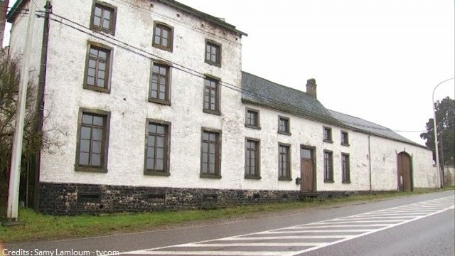 scourneau's tweet photo. Permis accordé pour un coworking d'une capacité de + de 120 places et un "fablab" disposant notamment d’imprimantes 3D à Braine-l'Alleud! Bureaux, salles de réunions, salle polyvalente, restaurant, tout est à faire dans le respect des lieux et des façades. https://t.co/PqpHe1YOXj https://t.co/gqLLN1IWYW