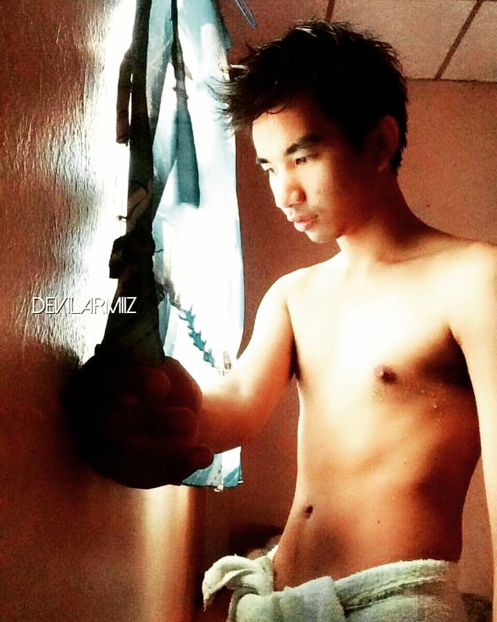 BlackTingleBell's tweet photo. จะทำตามกติกาไปทำไม..ในเมื่อเกมส์นี้มีคนโกง
#me #devilarmiiz #armiam https://t.co/BOzCXQNIi4