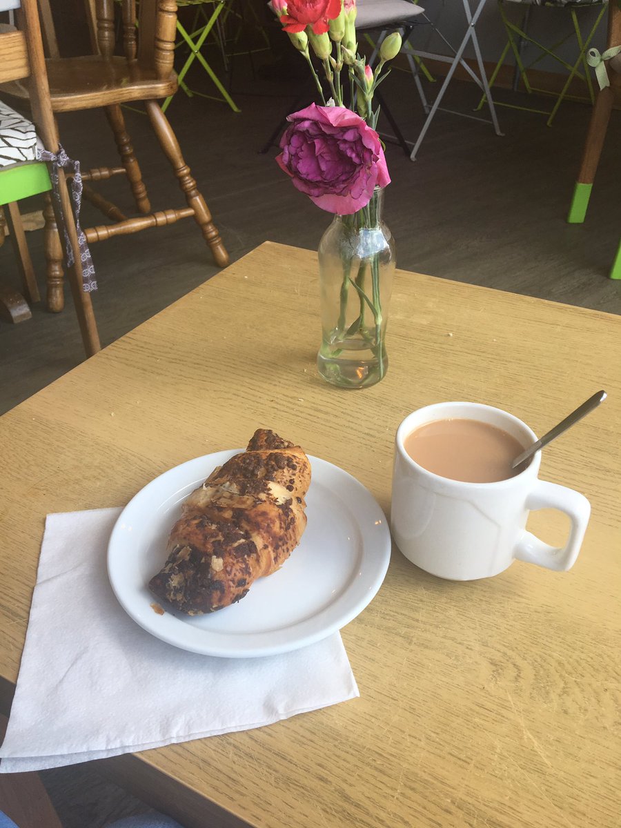 Popped into @toastlovecoffee in #Harehills for a sneaky cuppa and pastry on route to the office @LeedsUniLLC @UniversityLeeds its such a special place #welcome #community #leeds #partnerships #adultlearning #familyspace