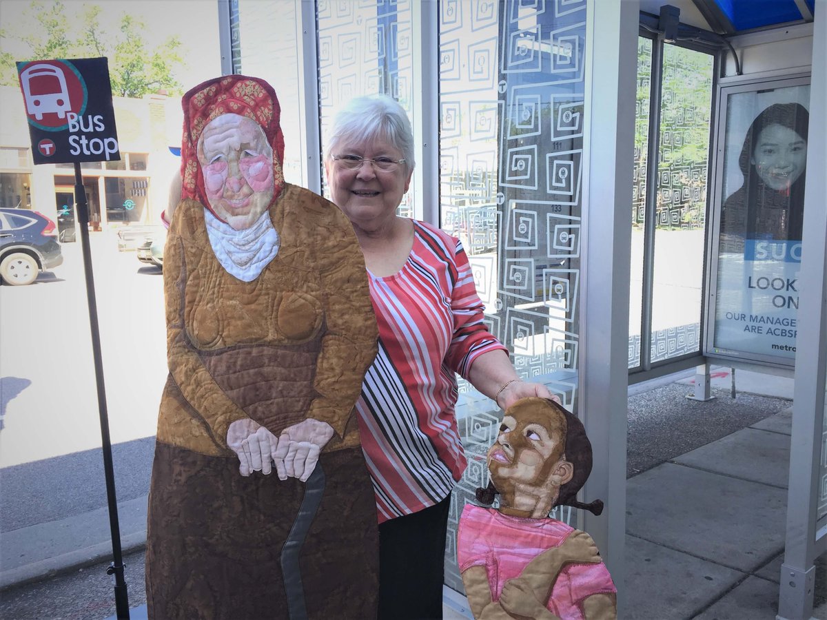 MetroTransitMN's tweet image. As the #MetroDLine enters the engineering phase, local artist Carol Hancuh has quilted people who are depicted as waiting for the upcoming Bus Rapid Transit line. The quilts are shaped like free-standing people. Read more about the artwork on the blog:
 ow.ly/nnJE50v84RM