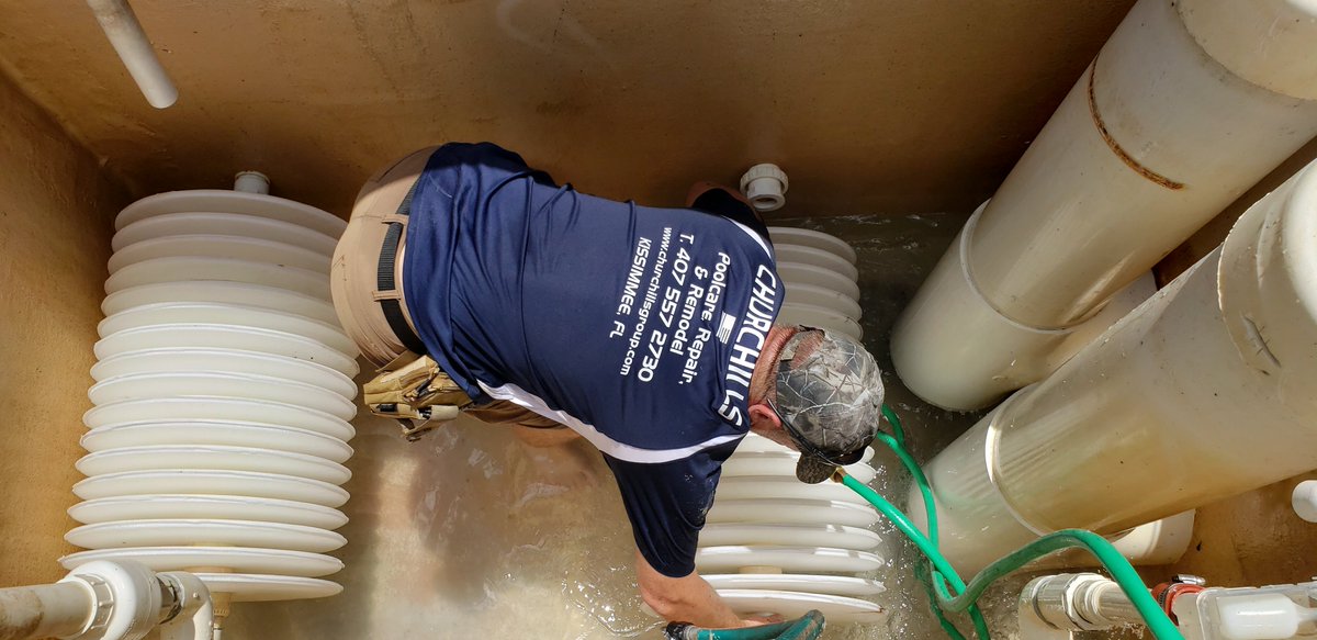 ChurchillsPools's tweet photo. New DE filter grid install . . sometimes our job is 'in the pits'!! https://t.co/2l1Ronzyco