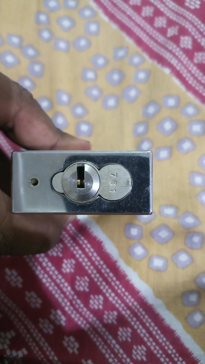 mehfuz_a's tweet image. @LocksLink 
I am an owner of Link Extreme hardened lock I purchased it last year along with another But to my utter disappointment one of the locks is not working and seems that my hard money spent to buy such highly rated locks have gone vain. Kindly help and suggest. #linklock