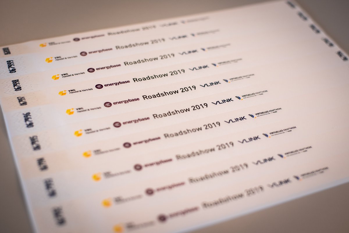 vnghandel's tweet photo. Die ROADSHOW der #energybase, #VLINK und @VK_EnBW  macht am 19. August 2019 Halt in Leipzig und hat spannende Themen mit im Gepäck: 
👉#Dienstleistungsvertrieb über digitale Kundenschnittstelle
👉dezentrale Intelligenz und digitale #Cloudprodukte
👉#Direktvermarktung und #PPA's https://t.co/tzf6vDc1Oy