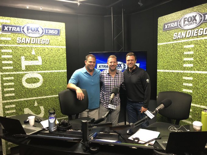 Sports760's tweet image. Coming up on XTRA, @DSmithShow joins @costa1360 and @Judson1360 live in studio to talk about his new show that debuts today! 

Listen Live: iheart.com/live/xtra-1360…