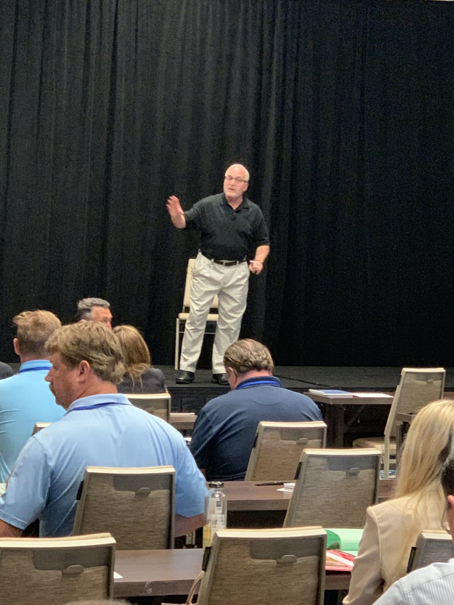 FLCMAA's tweet photo. Wow day 1 ended with an unbelievable James Bond event at The Oaks Club. Thank you to Pzazz Productions for all the fun!  

Thanks to Dan Thurmon, Bill Acheson and Moore eSSentials for your great education programs! @FLCMAA @CMAA https://t.co/no2IzFCHdA