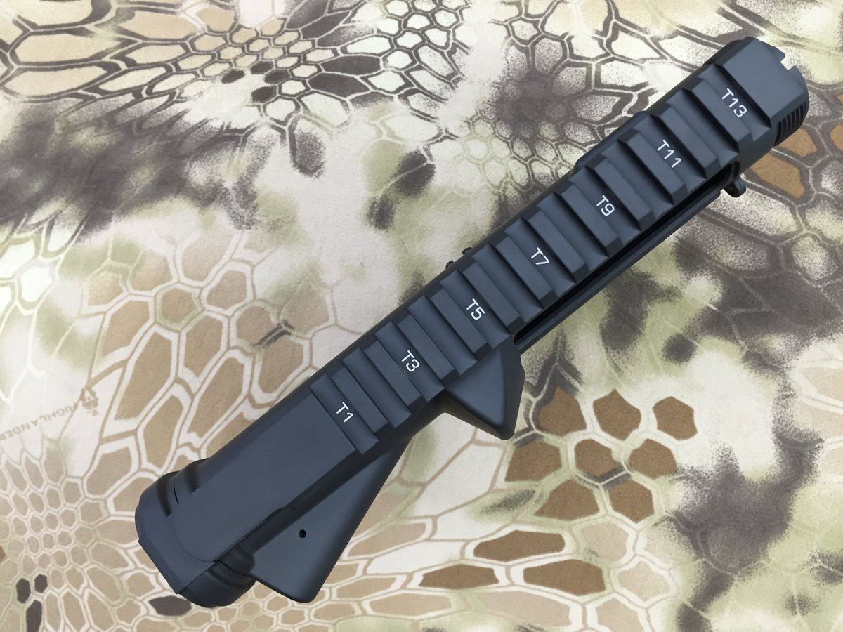 SuzutomoCoLtd's tweet photo. Daniel Defense DDMK18 GBB  

#Cerakote #セラコート #立体彫 #DanielDefense #DDMK18 #CerroForgeUpper #GBB #Airsoft #鈴友 #ガンテーラリング #Suzutomo #GunTailoring https://t.co/HJZeEbfVn0