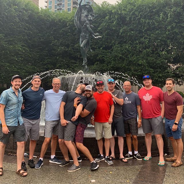 ScottLoney's tweet photo. Thanks to this crew for livin it up in Nashville this weekend https://t.co/ksgtAuHUoO https://t.co/Az5hq9loSb
