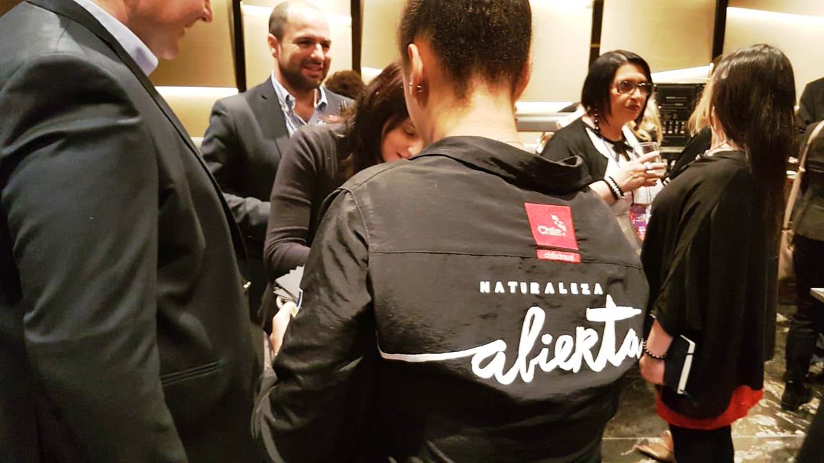 SernaturXII's tweet photo. @SernaturXII presentó sus atractivos turísticos en #NuevaZelanda y #Australia, ante más de 40 tour operadores y medios de prensa con una capacitación de destino y un workshop junto a empresarios regionales e internacionales.
#MagallanesEnMarcha
#MagallanesAlMundo https://t.co/6l4PHIv9pv