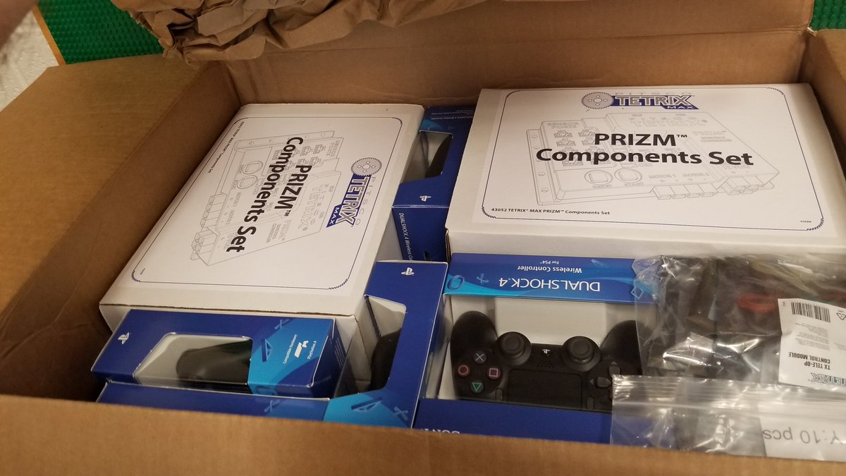 JoeSlifka's tweet image. Stops in at school to set up computers. Sees multiple boxes from @pitscoed.
*don&apos;t open them up, you have lots of work to do.*
*don&apos;t open them.*
Maybe just a quick peek...

OMG, YOU GUYS!! LOOK! WOW! LET&apos;S OPEN ALL THE BOXES!!!
#tetrixrobotics #prizm #ps4 #futureisnow