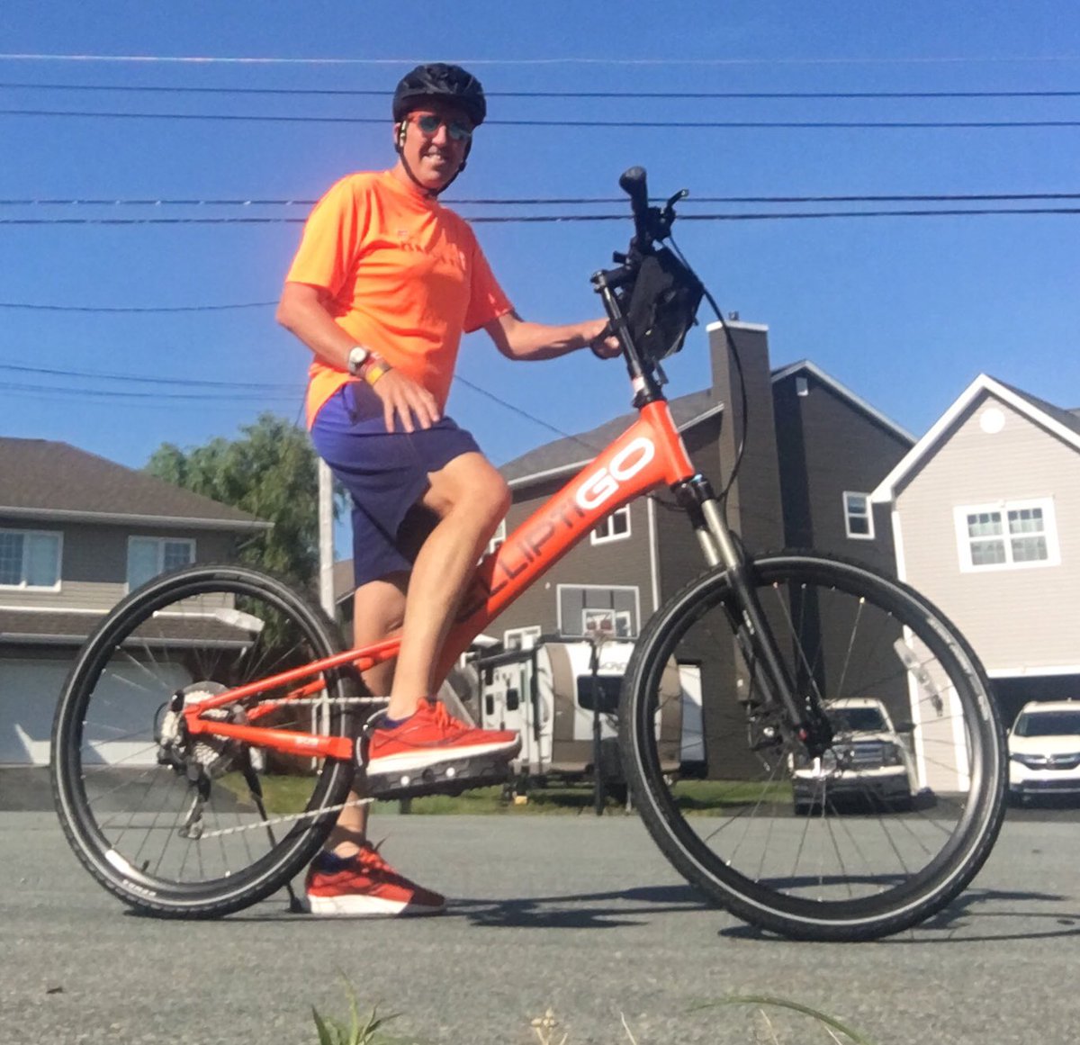 AerobicsFirst's tweet photo. The new new thing in Stand Up Biking, @elliptigo #MSUB #MSUBns - hitting the Cow Bay Loop, great recovery work out after the Dartmouth Natal Day Road Race Yesterday!! @SauconyCanada #RunForGood #MyRunShop https://t.co/YZcKnuNLnm