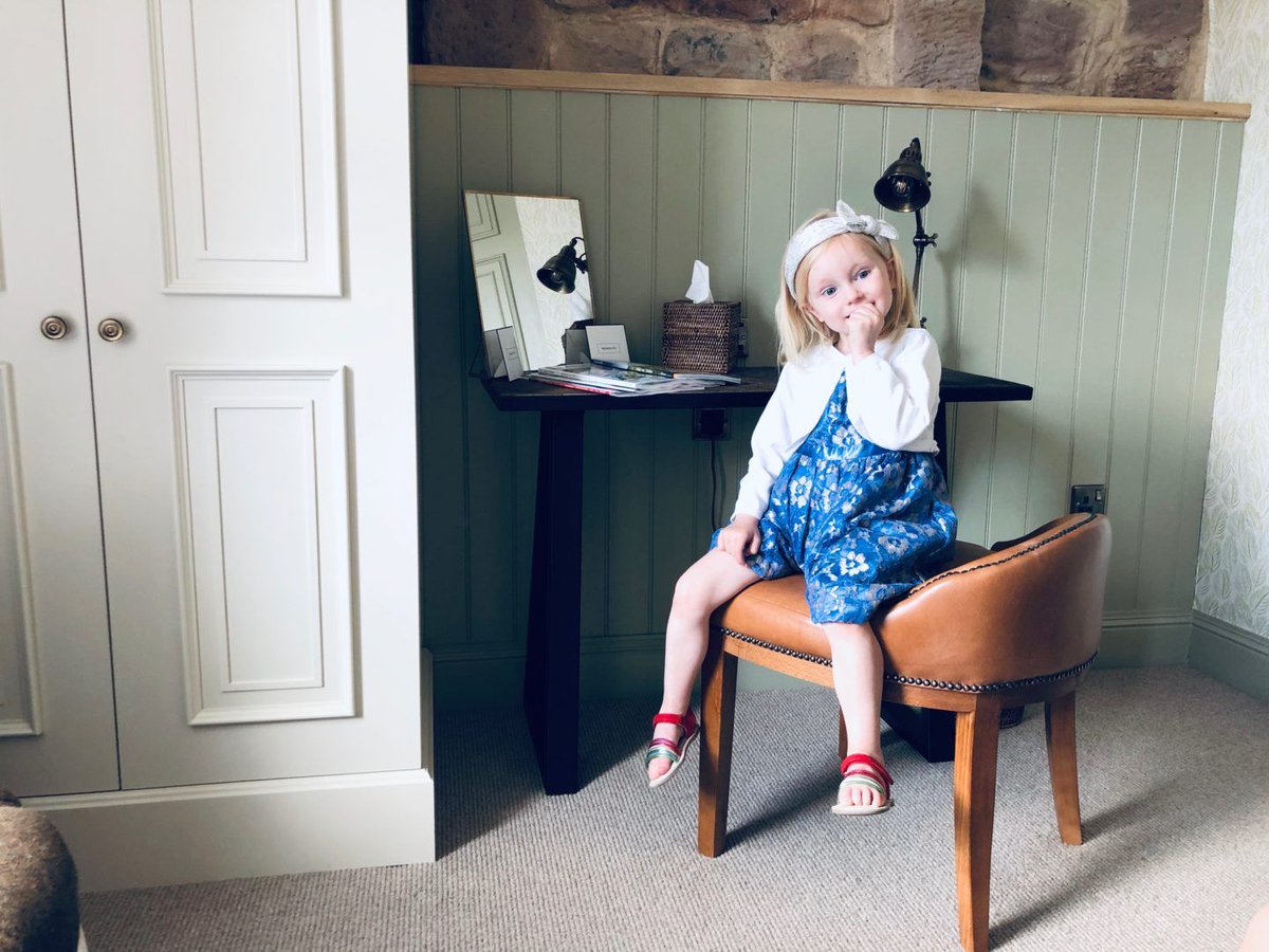 #AD (press trip): New blog post! See what we got up to on our mini-break to the beautiful Northumberland coast, featuring <a href="/BeadnellTowers/">Beadnell Towers</a> @Bamburgh_Castle and <a href="/BamCastleInn/">Bamburgh Castle Inn</a>. Do you have any faves to visit there? buff.ly/2YM1rsw #northeasthour #northeastfollowers