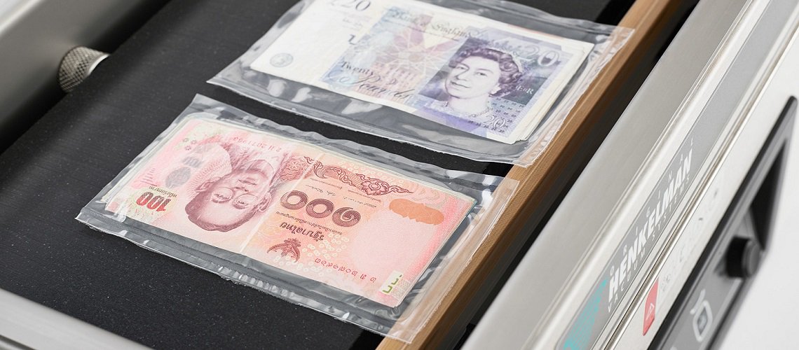 HenkelmanVacuum's tweet image. What is the Return on Investment of a #henkelman #vacuumpackaging machine for your business? We can calculate it for you for free in our specially developed ROI tool  💵 Just contact us at  info@henkelman.com  

#returnoninvestment #roi #followthemoney #moneytalk #tool