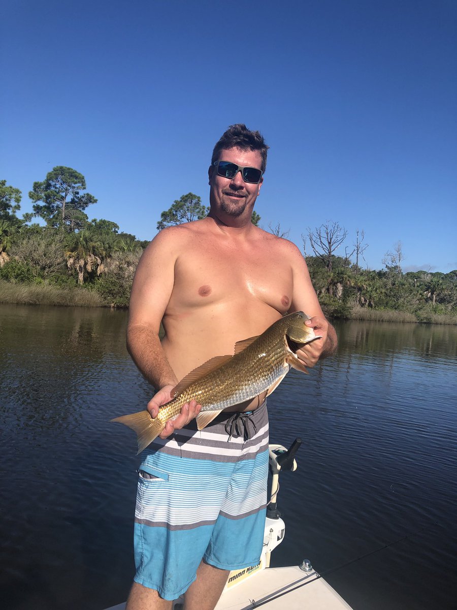 BenHallbsb16's tweet photo. Big Worm with the 2-1 lead with this beautiful Red!  #Bentlines https://t.co/3zhgAPTfyn