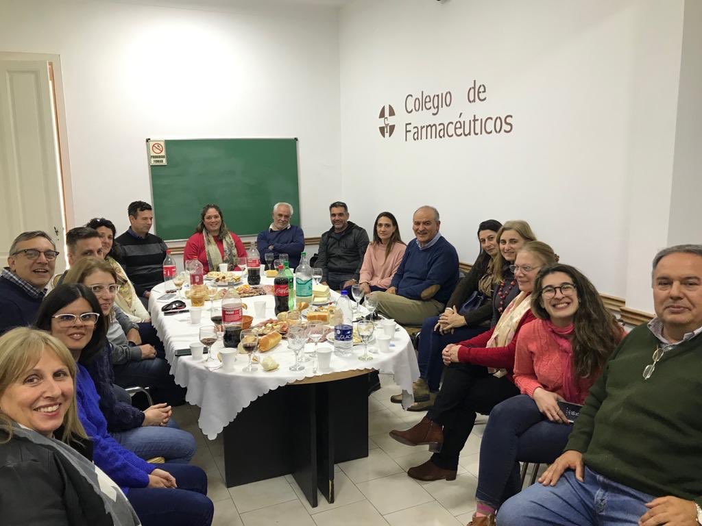 juancjuarez11's tweet photo. Lujan
Reunión colegio de Farmacéuticos compromiso trabajar juntos en Nuestro Gobierno Políticas Públicas Sanitarias, Promoción, Prevención Salud, uso adecuado medicamentos y cuestión como el consumo problemático Drogas. @Somos_Lujan SomosLujan #Lista15 #JuarezIntendente https://t.co/C6JNYXPmzm