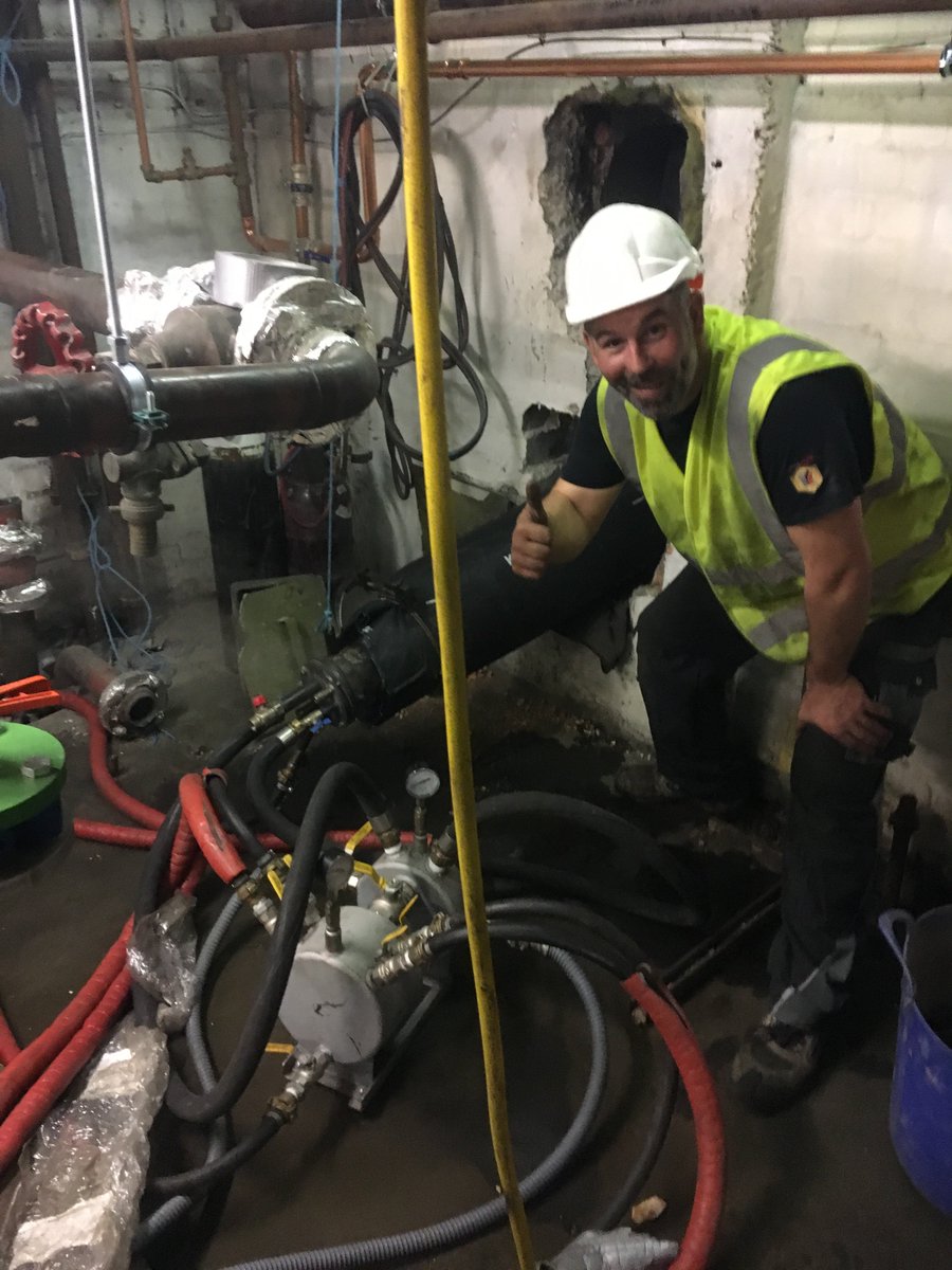 FuranflexS's tweet photo. The man himself overseeing a #furanflex installation at The Mercure Hotel #mercurehotels. https://t.co/8AiNgy1DEw