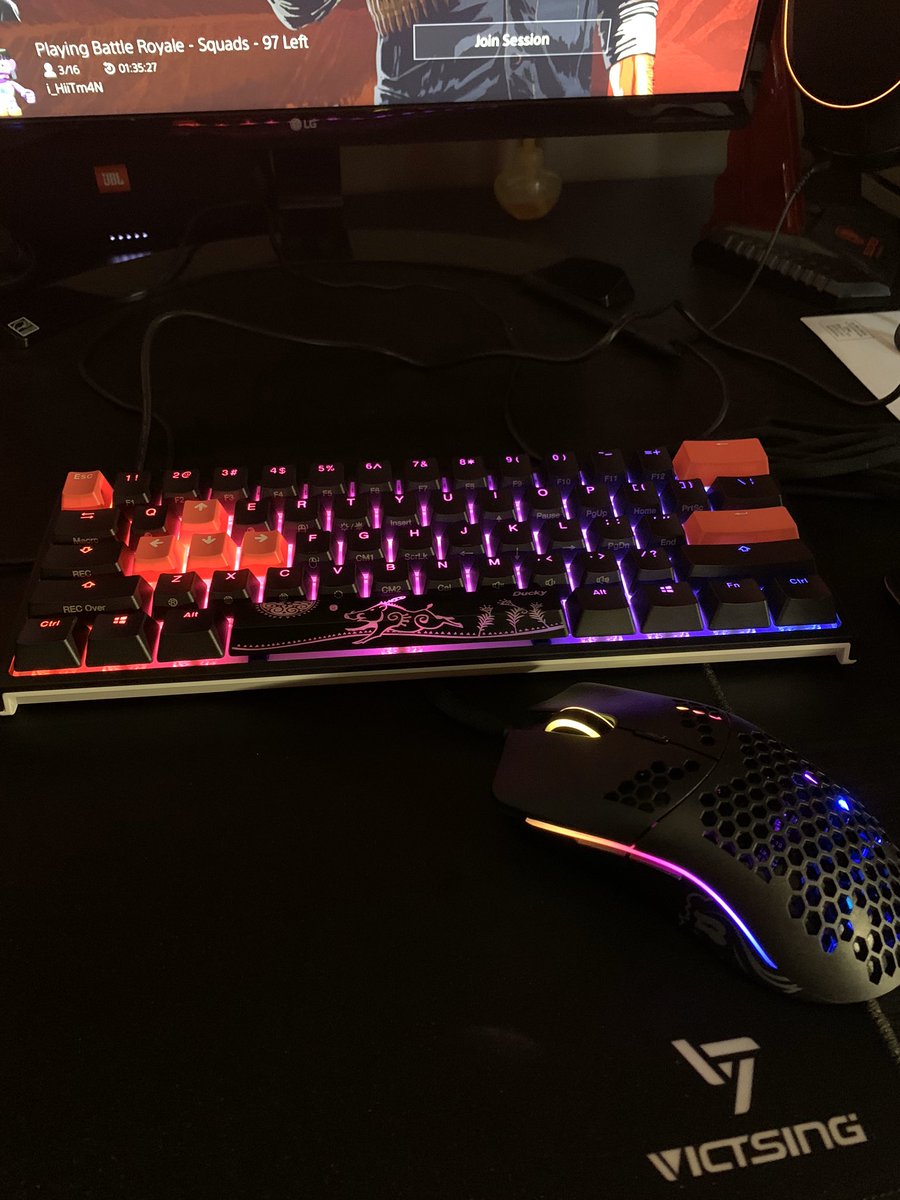 𝕼𝖚𝖊𝖘𝖙 Got My Ducky One 2 Mini Keyboard Glorious Model O Mouse Now I Just Need My Nzxt Pc Let S Go