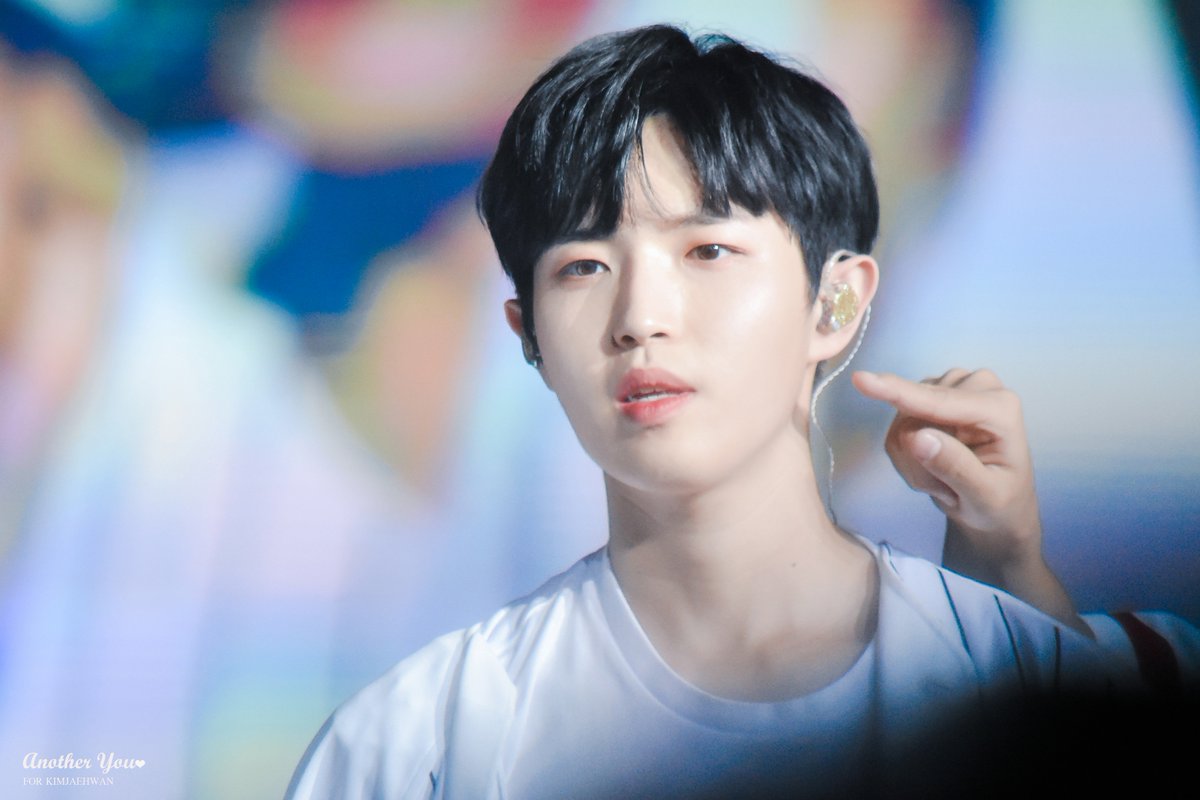 Anotheryou0927's tweet photo. 💙💙💙💙

#김재환 #재환 #KIMJAEHWAN #jaehwan https://t.co/WDfpP3XFlW