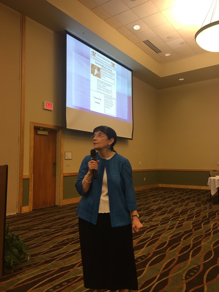 Erin3rown's tweet photo. Dr. Susan L’Allier leading us in reflection and writing. What would be the success headings of your 2018-19 year? Sharing our successes grounds us for the year to come. #Michiganliteracy https://t.co/c6iCO5KcZX