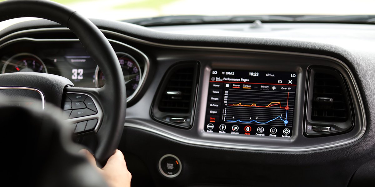 dodgecares's tweet photo. With available #PerformancePages in your @Dodge vehicle the Dynamometer draws graphs for Power and Torque. The graph will fill to the right side of the page and then the graph will start scrolling with the right side always being the most recent recorded sample. https://t.co/86uV5jaWB4