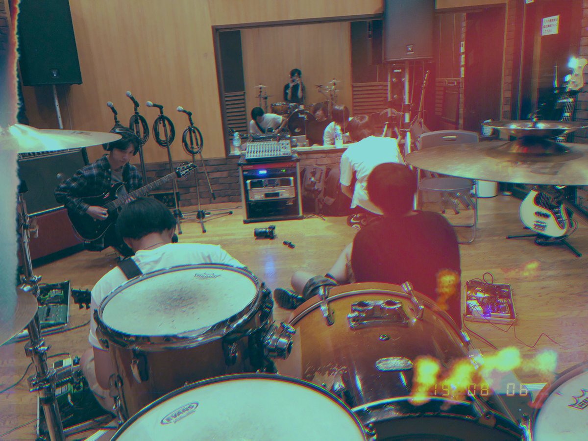 Tiger_Drums0307's tweet image. #YouExist #YE