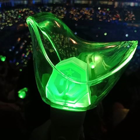 kpopahgases's tweet photo. เอาจริงๆแฟนคลับบางคนก็ไม่ได้หายไปไหนนะเช่นเพื่อนเราเวลาบั้มออกหรือมีคอนไหนมันก็ไปด้วยตลอดแค่มันไม่ค่อยได้เล่นทวิตเล่นโซเซียลเพราะทำงานกลับมาก็เหนื่อยมากแล้วแค่บางทีเปิดดูรู้ว่าเขาทำไรก็นอนงานบางงานก็เหนื่อยจนไม่มีเวลาจริงๆนะ #갓세븐   #GOT7  @GOT7Official https://t.co/vEWH8WB2id