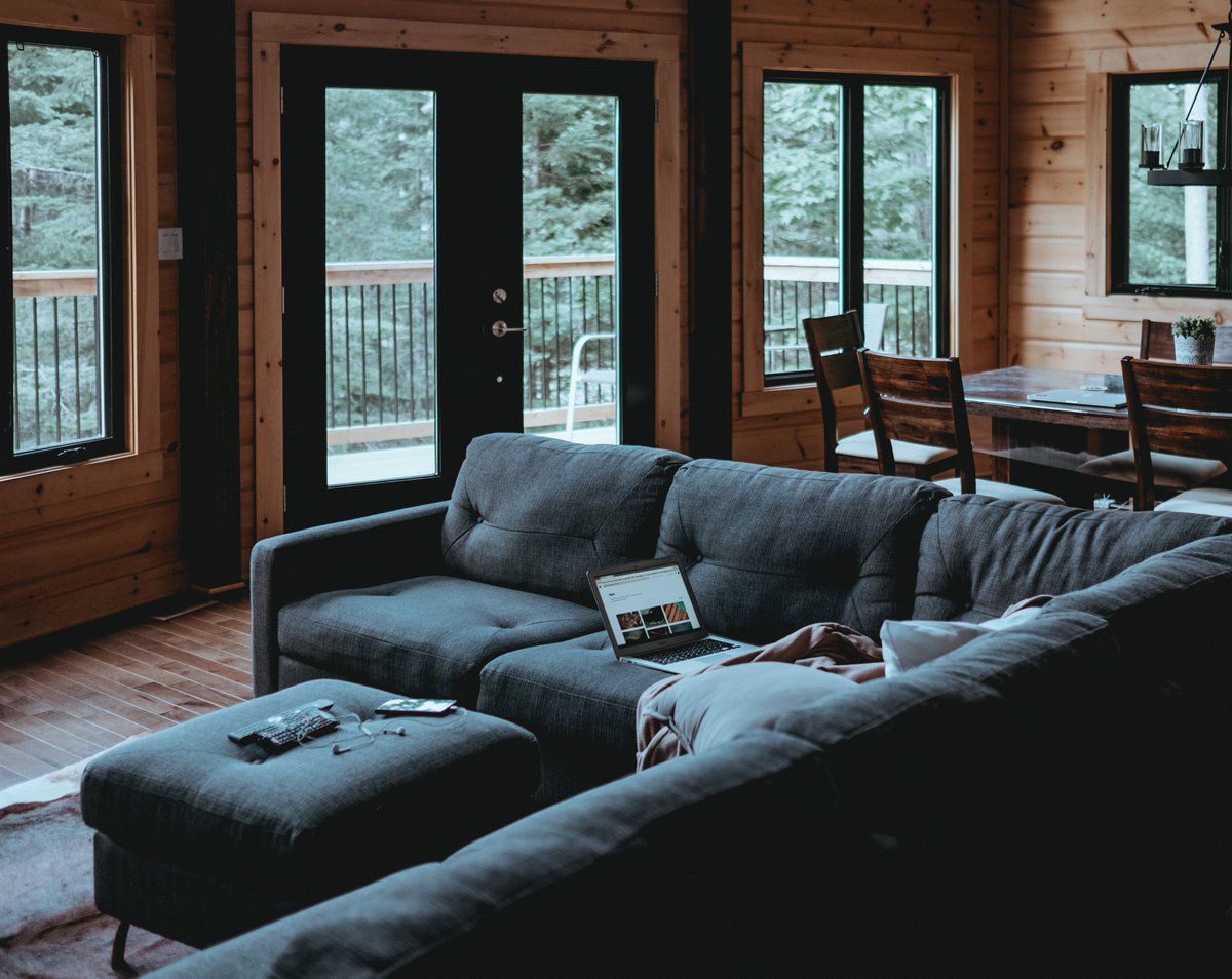 FairviewReno's tweet photo. Are you thinking of replacing or adding patio doors? Call #FairviewRenovations at (905) 681-9000. A patio door can do a lot of things for your home, including adding to your home’s style and overall curb appeal. https://t.co/Qyn12onzzU
#PatioDoors #DaysideWindows https://t.co/CAeO8vC1ez
