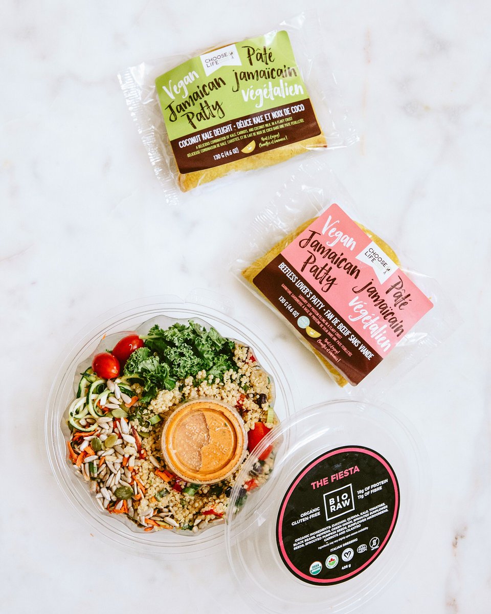 BioRawFood's tweet photo. We’ve teamed up with our friends at @ChooseLifeFoods for an amazing grocery #giveaway!! ❤️ Choose Life Foods has created incredible #vegan Jamaican patties made with organic, non-GMO, fair-trade ingredients! The perfect match for us! 

Enter at https://t.co/qEWrRt6j0S! 👍 https://t.co/cRsWwrR8tG