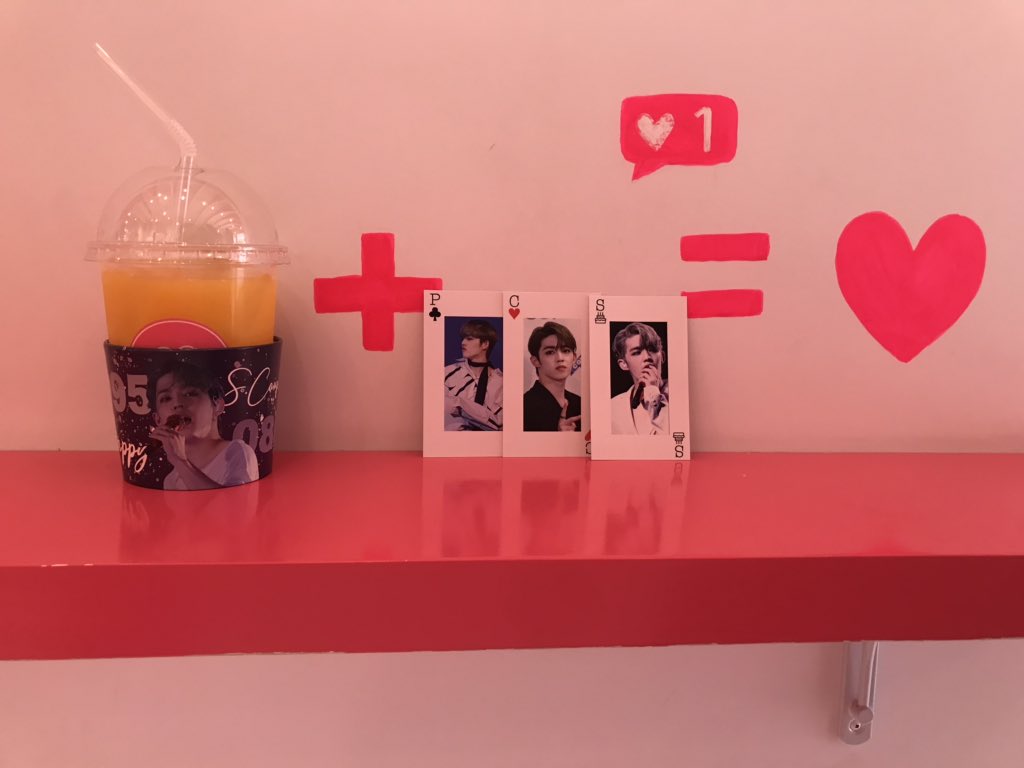 Carat17coups's tweet photo. @ni7cafe さんと
名前忘れたんですけど、今日は2つ行ってきました❤
両方可愛くて、もう1個ずつ欲しかったけど破産するので抑えました😭🖐8まで毎日誕生祭だなw明日は@yolumlovesyou さんの所へ行こうかしらw
お金計算してから行くか決めます🙇‍♀️
では、HITと共におやすみなさ���😴（絶対に寝れない） https://t.co/3fc21DbraY