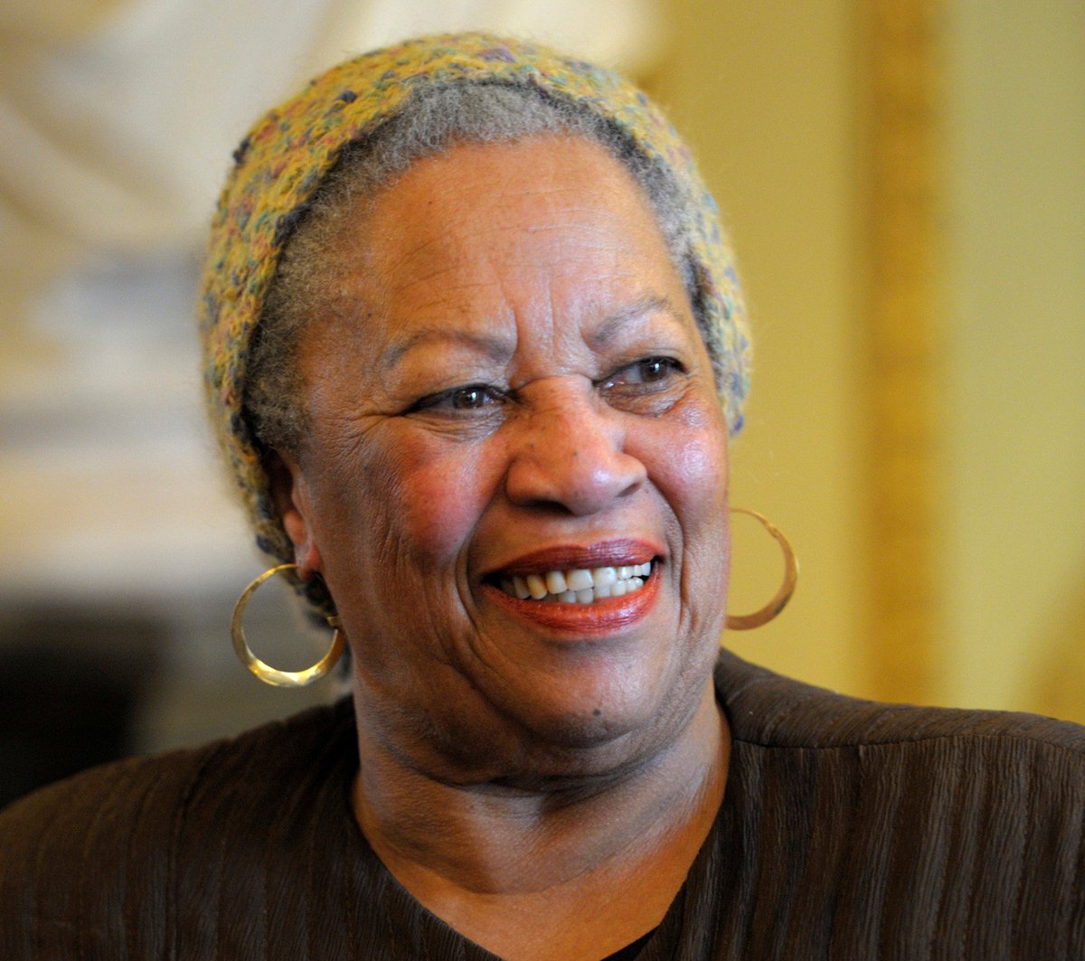 estudioi's tweet image. Toni Morrison, escritora americana e ganhadora do Prêmio Nobel de Literatura, morre aos 88 anos.
Toni estreou como romancista em 1970, com 'O olho mais azul'.  #Estúdioi