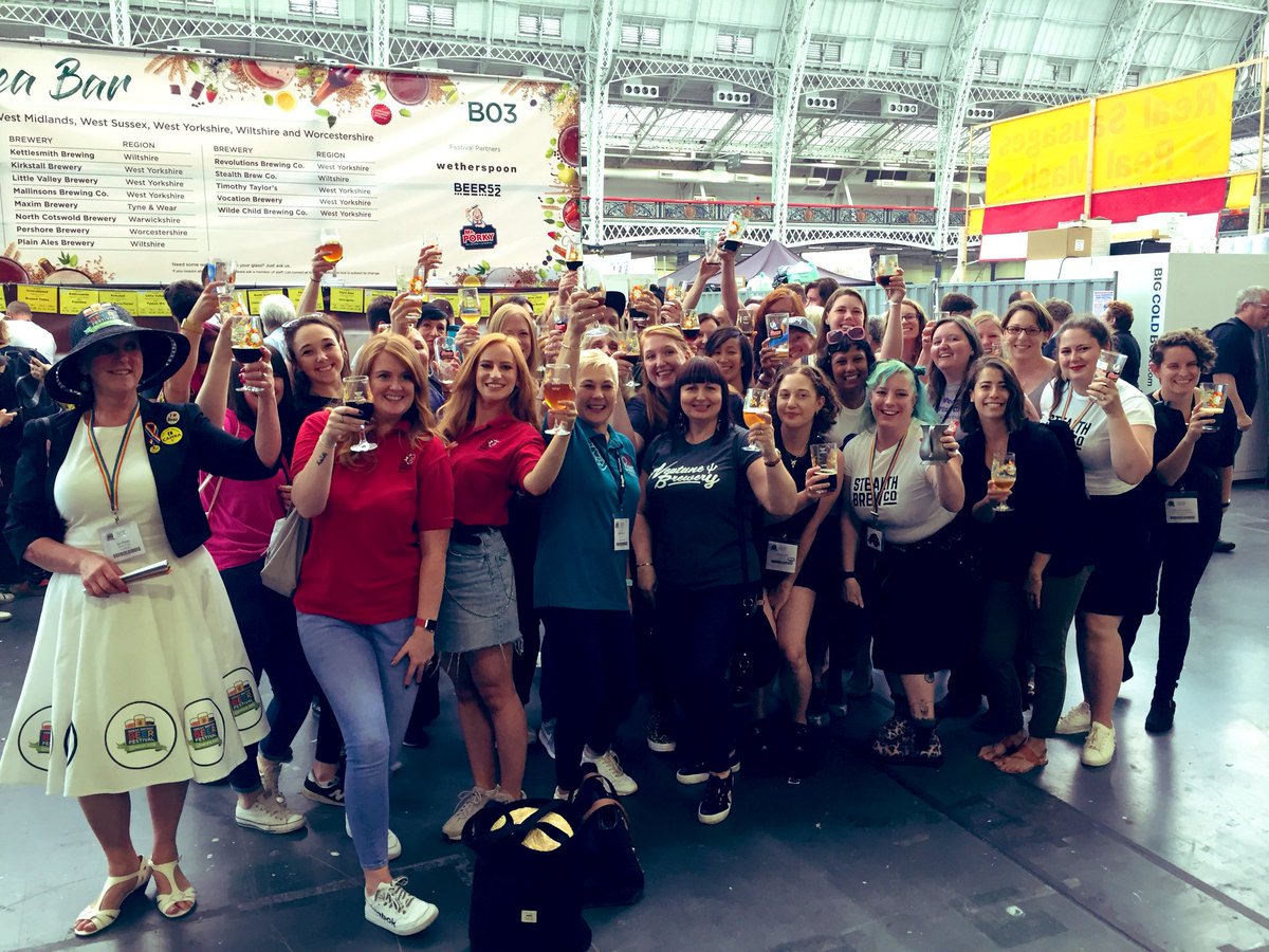 ladiesthatbeer's tweet photo. Women in beer. All these ladies rock! 🙌🏼🍻 #gbbf2019 https://t.co/s27XpXInz3