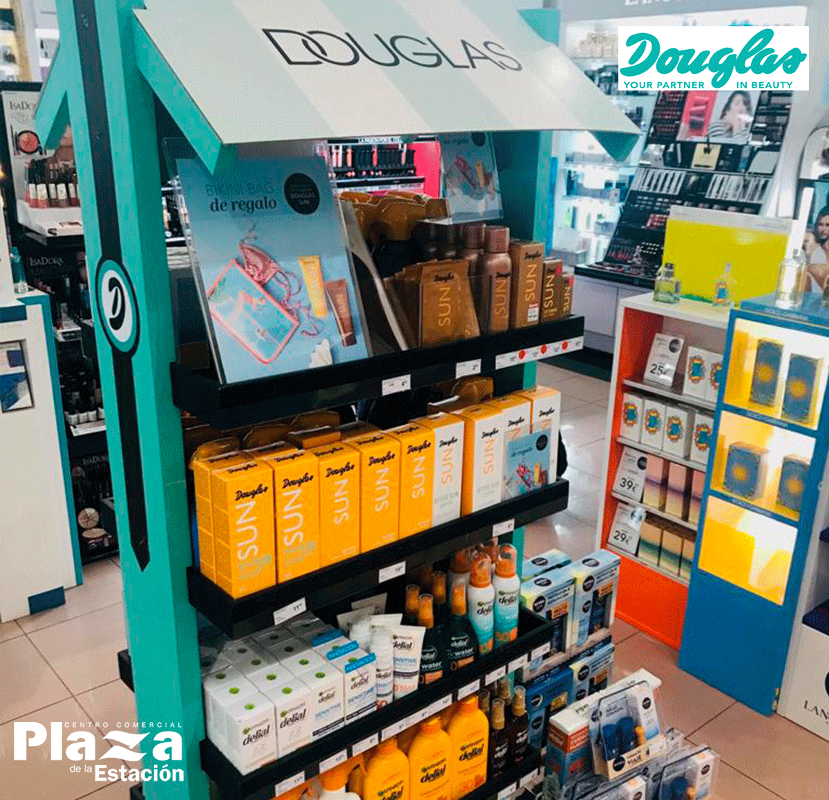 ccplazaestacion's tweet image. ☀ Cuidar tu piel en verano es muy importante. Ponte siempre protector e hidrata tu piel tras la exposición solar. ¡No te arriesgues! Cuídate con #Douglas. 

#cuidadospiel #aftersun #cremassolares