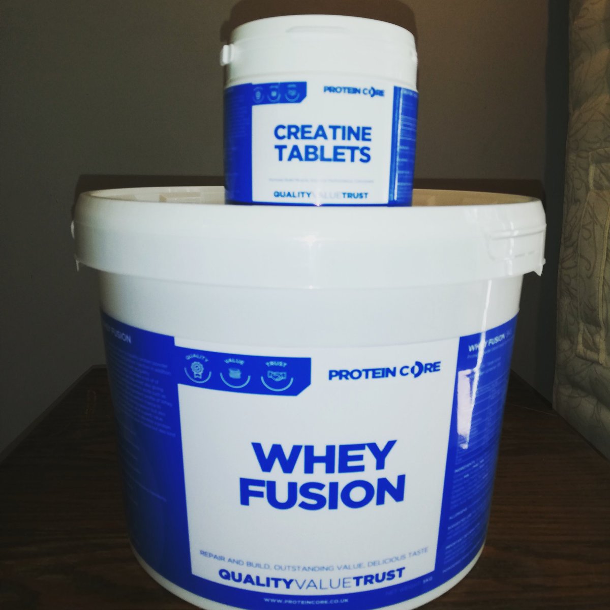 protein_core's tweet photo. Delivery product shot from a customer, Whey Protein Fusion 5KG + Creatine Tablets X 240. Grab this combo for just £34.48, visit https://t.co/fVEDadvBPr to shop. #proteinpowder #protein #proteinshake #creatine #creatinetablets #creatinemonohydrate #supplements #supplementsthatwork https://t.co/VtyBOZQFhR