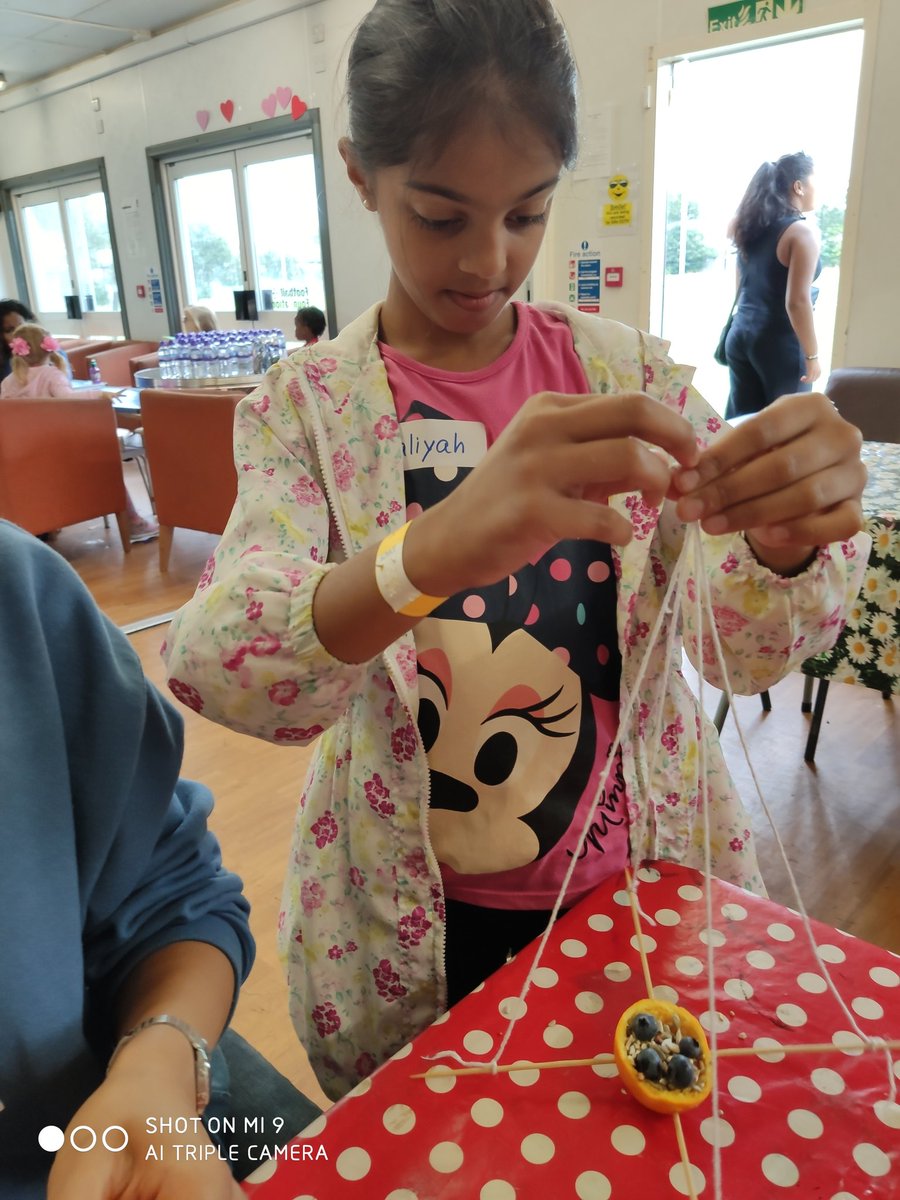 bdca247's tweet photo. Today involved zorbing, natural bird feeders and making our own puppets and #forkys Join us tomorrow for a mega drop slide, Go karting, open mic, sports, games,arts and crafts and so much more! @ Flanders field, 118 Napier Rd, East Ham, E62SG.Only £5 per child per day https://t.co/hQXZqzbV5r