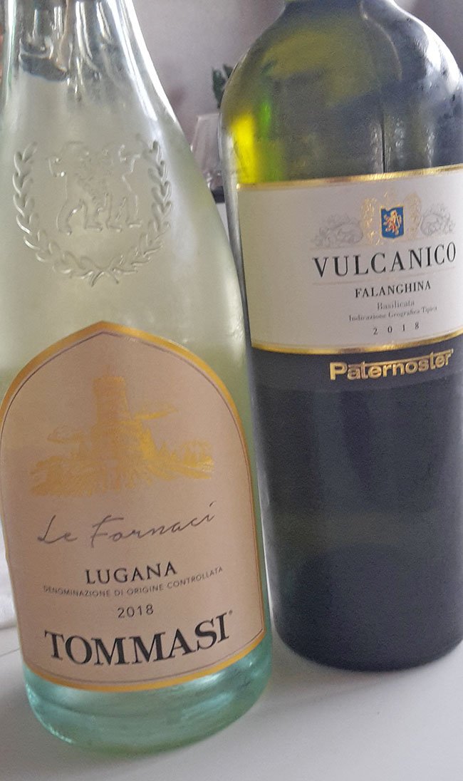 Bluarte1's tweet photo. #Wine @Tommasiwine siWine #estate due #ottimi #bianchi #Lugana e #Vulcanico #Paternoster https://t.co/zYz9Drd8UE