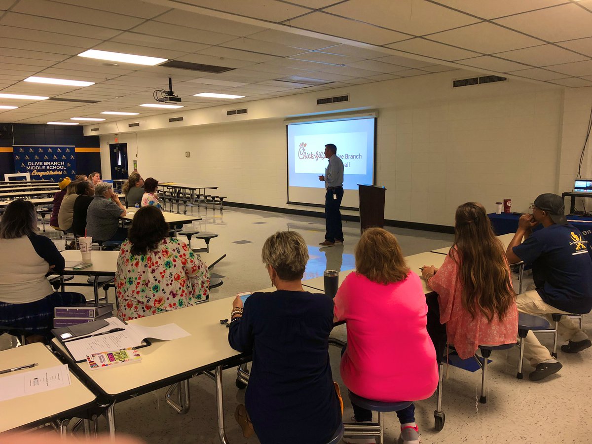 perkins_kris_'s tweet photo. Shout out to Brandon Paulsen Operator of OB Chik-fil-A for providing customer service training to our staff this morning! Powerful training as we seek to develop relationships with parents and serve our community members!  #TeamDCS #raisethebar #placetOBe @CFAOB @OBMSPride https://t.co/Z9DySMwk4C