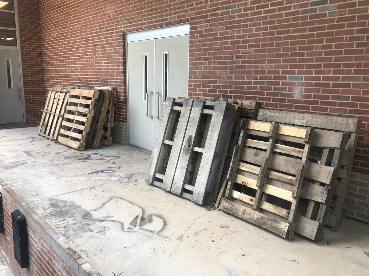 AFMS Theatre (@afmstheatre) on Twitter photo Delivered these today <a href="/ligonmiddle1/">Ligon Middle School</a> Getting ready for our Ss! #waitforit #ligonblackboxtheatre #2020arts Delivered these today <a href="/ligonmiddle1/">Ligon Middle School</a> Getting ready for our Ss! #waitforit #ligonblackboxtheatre #2020arts