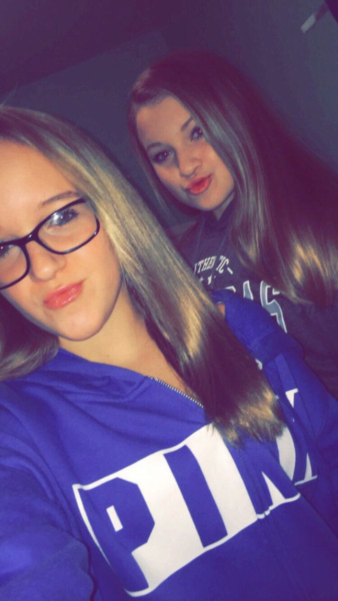 SaydeViau's tweet photo. Happy birthday to my day 1, so thankful for you and all our memories we have made over the years, for crazy bitch🤪🤪😤 I love you💗💗 @l_pyle_44 https://t.co/qh0ijqfsDa