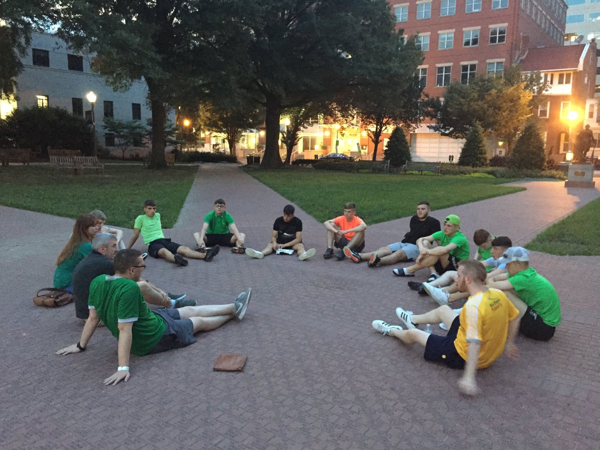 AmizadeGSL's tweet photo. We serve, learn, and reflect. 🤔 Looking back to a tireless #summer filled with valuable lessons in Washington DC with youth from Northern Ireland. #TuesdayTravel https://t.co/kV9VAUw4yW