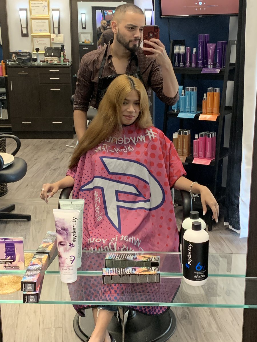 B_AveryHair's tweet image. @Guy_Tang going silver with my client!!! Using #mydenity #guytang #6ss #8ss #10ss