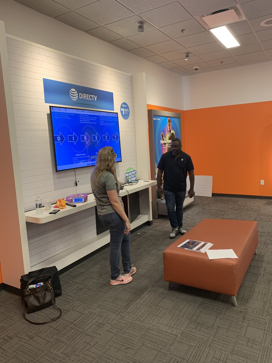 Higgins11Bob's tweet image. GREAT training session this morning #DIRECTfeedback model! @CarolineeeeRose @JeffRCarter1 were super smooth in their Role Plays. So excited to get this going in stores TODAY
Thanks to @Matt__Rash for the content  @Mike_V_Lamb @SeanPayne_ATT @judy_cavalieri @Trisha__Torres