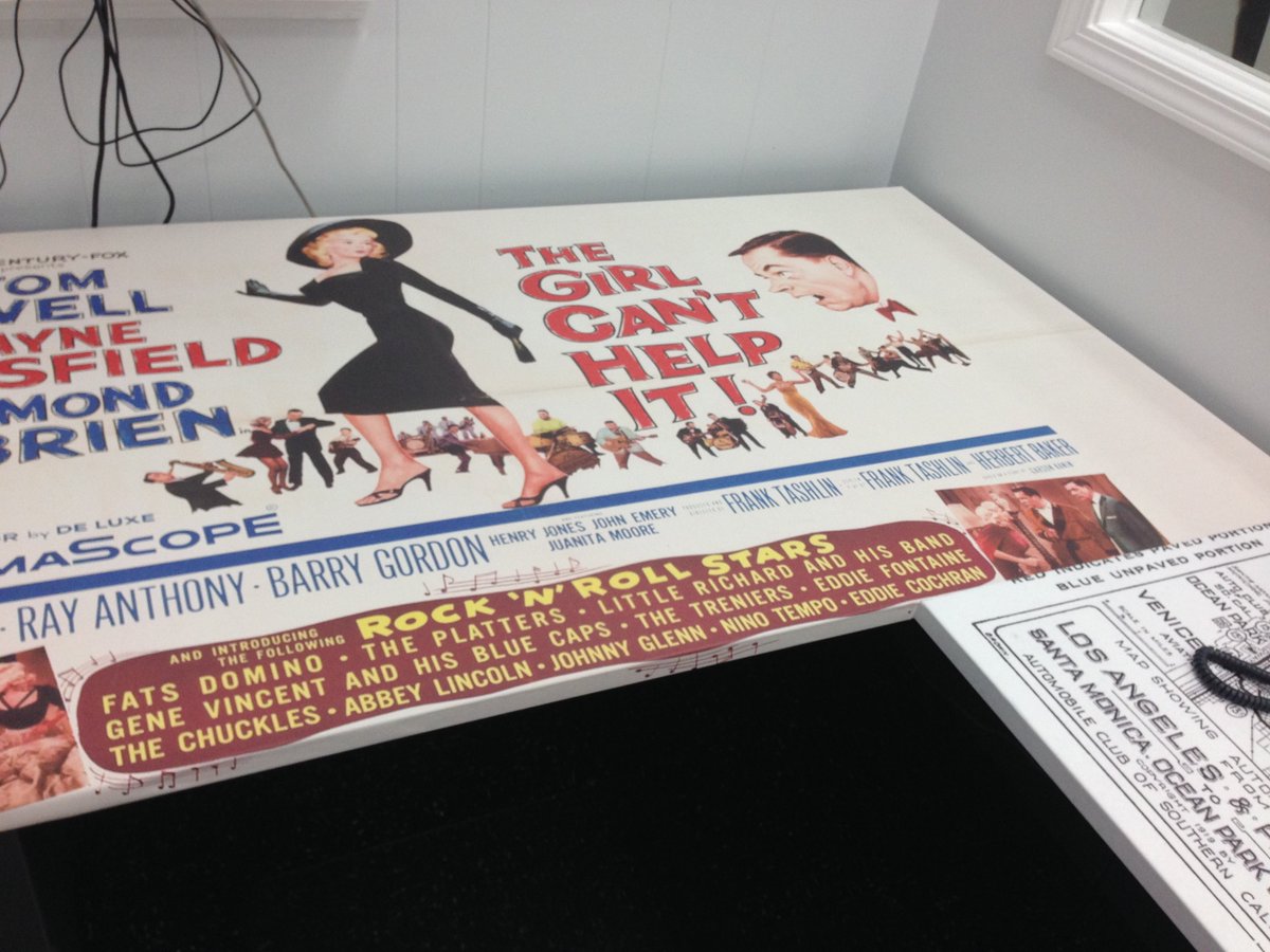 Bigfishdigitall's tweet photo. Working with the Adhesive Canvas for some desk wraps we are doing at the office. #gansink #gansdigital #bigfishdigital #hplatex https://t.co/JSve3CzvJC