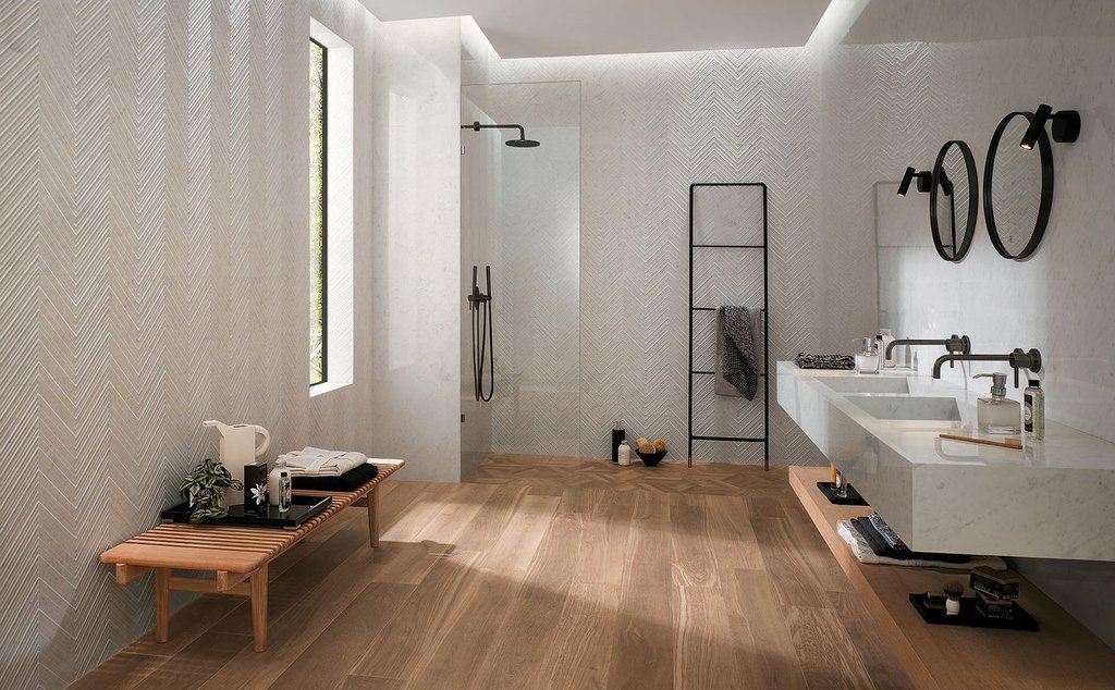 RichmondTile's tweet photo. A very clean wood look paired with white walls! A really cool way of doing your bathroom interiors!  Add some black accents and give it some modern edge.

#dreamhome #luxuryhome #nothingisordinary https://t.co/0lQpfR4ofT