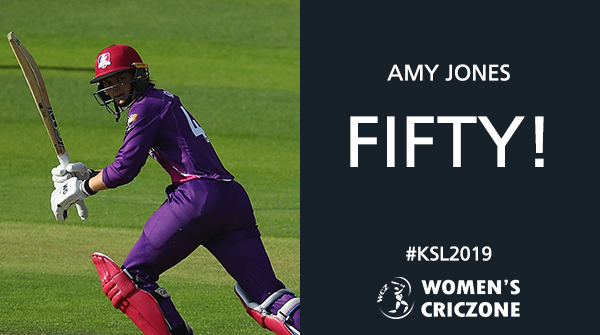 WomensCricZone's tweet photo. @LightningKSL @WesternStormKSL FOUR!
Jones hits consecutive boundaries off Knight, the first of which brings up her second WCSL fifty.
Lightning 78/3 in 13 overs.
#KSL2019 #KSL #LLvWS https://t.co/w1lhToavr6