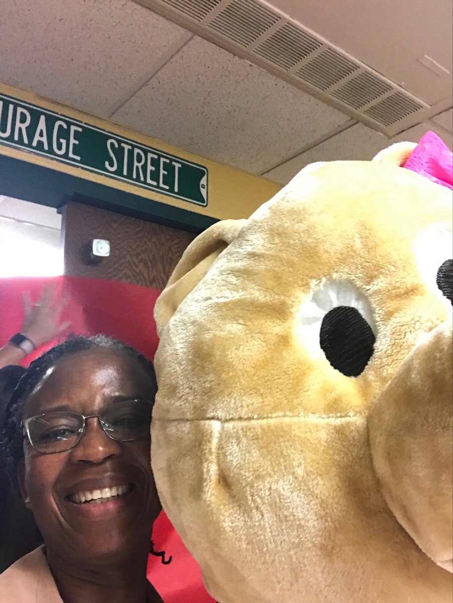 Ebithetimi's tweet photo. #WeAreGrandview #GvNTOBlueBus https://t.co/PS5HIVVcKv