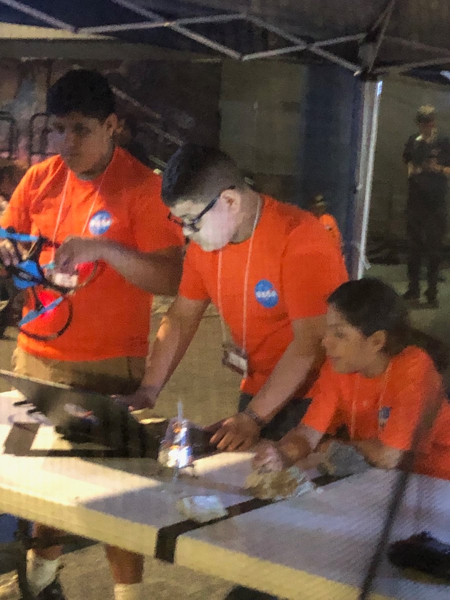 TexasSpaceGrant's tweet photo. Regional Winners from Texas! Team Chaos: Mia, Andrew, Nicole, Clyde and Caleb! #ANGLeSChallenge Showcase @NASA_Johnson @NWESSP https://t.co/E7bnzrTFq4