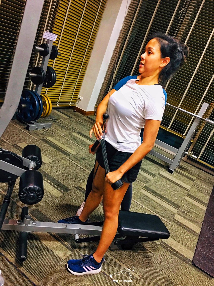 warofmuscle's tweet image. ท้อง..แขน💪🏻
.
#tricepexercises
.
.
จะไม่มี..คำว่า &quot; ห้อย &quot;  อีกต่อไป
.
(ในรูป ) นักเรียน คลาส กำลัง บริหาร • กลุ่มกล้ามเนื้อ หลัง แขน • เพื่อ &quot; ขจัด &quot; ความไม่กระชับ
.
#เทรนเนอร์ผู้หญิง  #สอนออกกำลังกาย
#ลดไขมัน  #เทรนเนอร์  #sixpack  #เทรนเนอร์ฟรีแลนซ์  #เทรนเนอร์หญิง
