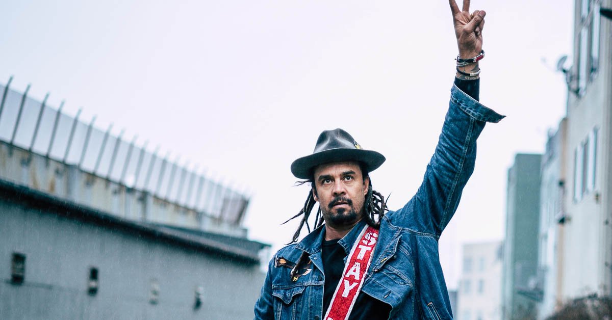 GSTTheatre's tweet photo. @michaelfranti is coming to the Golden State Theatre on Oct 14. Tickets on sale now at https://t.co/5HipgZ44ls #michaelfranti https://t.co/MCiptyiXPv